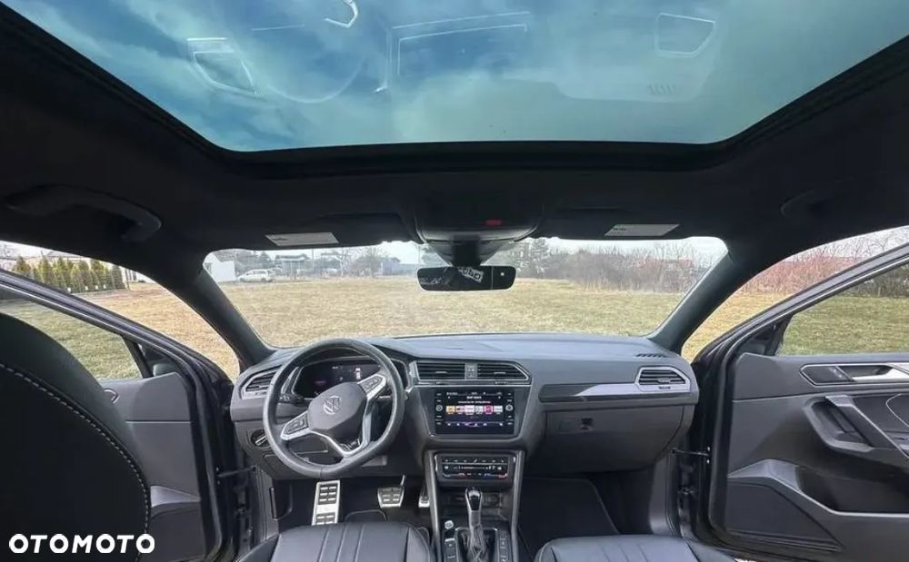 Volkswagen Tiguan - 12