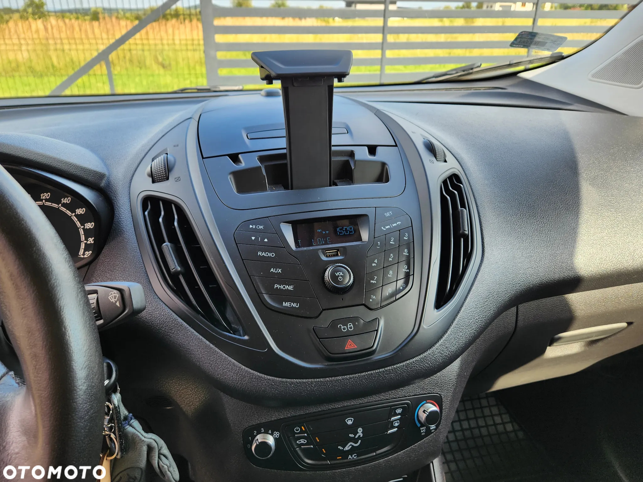 Ford Transit courier - 23
