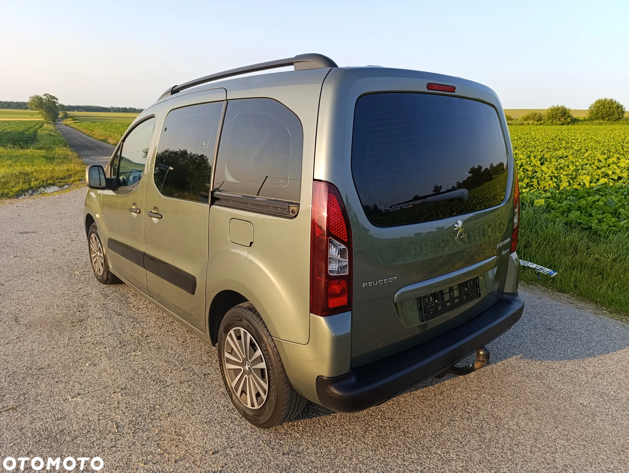 Peugeot Partner Tepee HDi FAP 110 Tendance mit Familien-Paket - 7