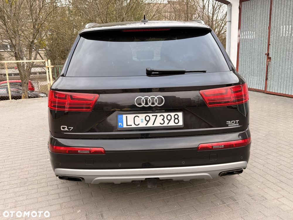 Audi Q7 - 16