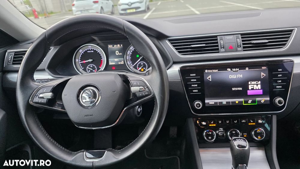 Skoda Superb 1.6 TDI DSG Ambition - 7