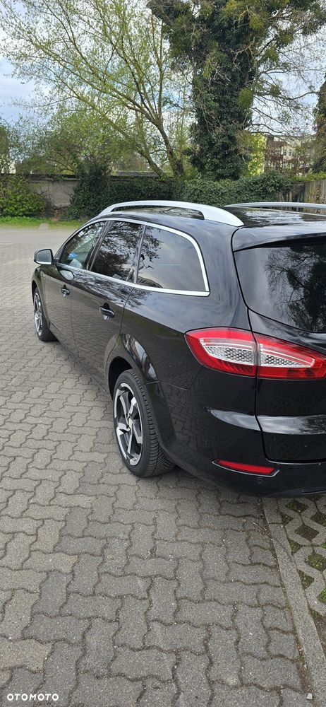 Ford Mondeo - 4