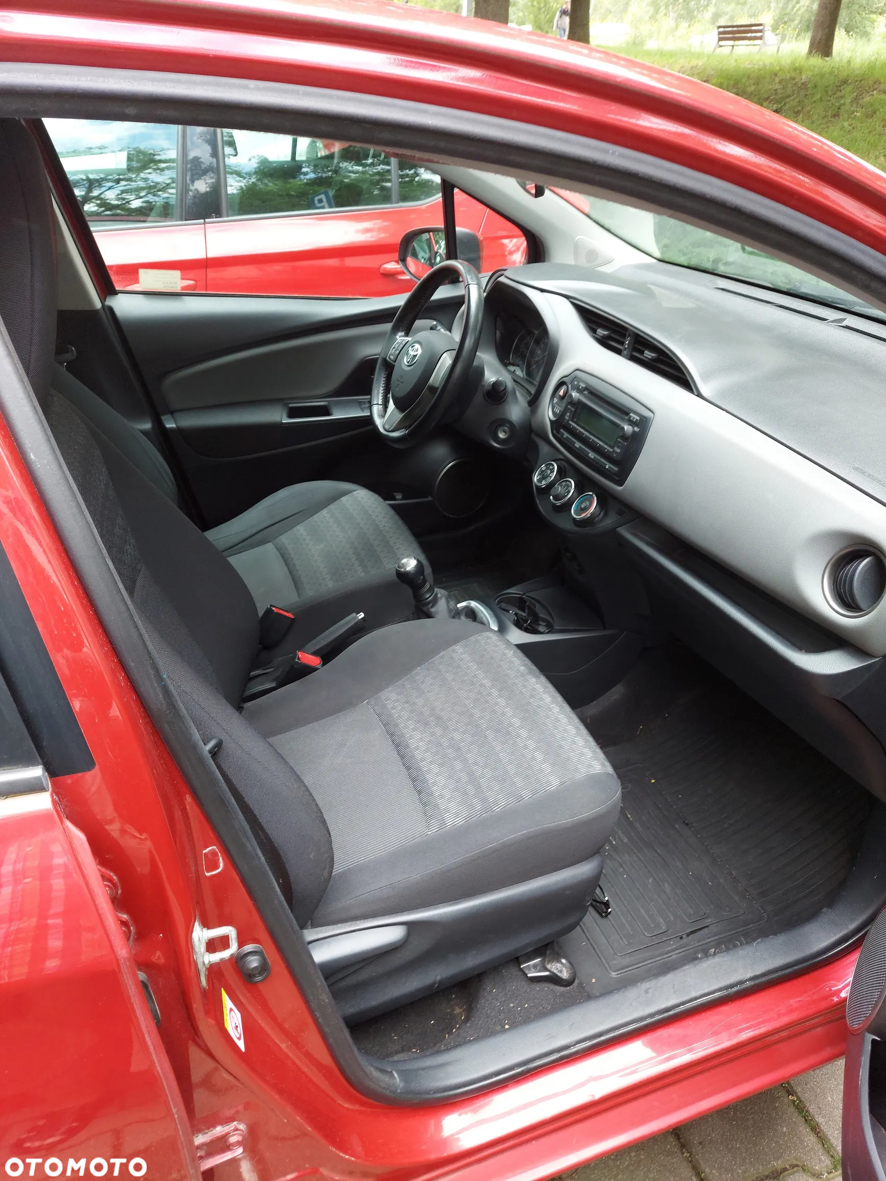 Toyota Yaris 1.0 Active - 17
