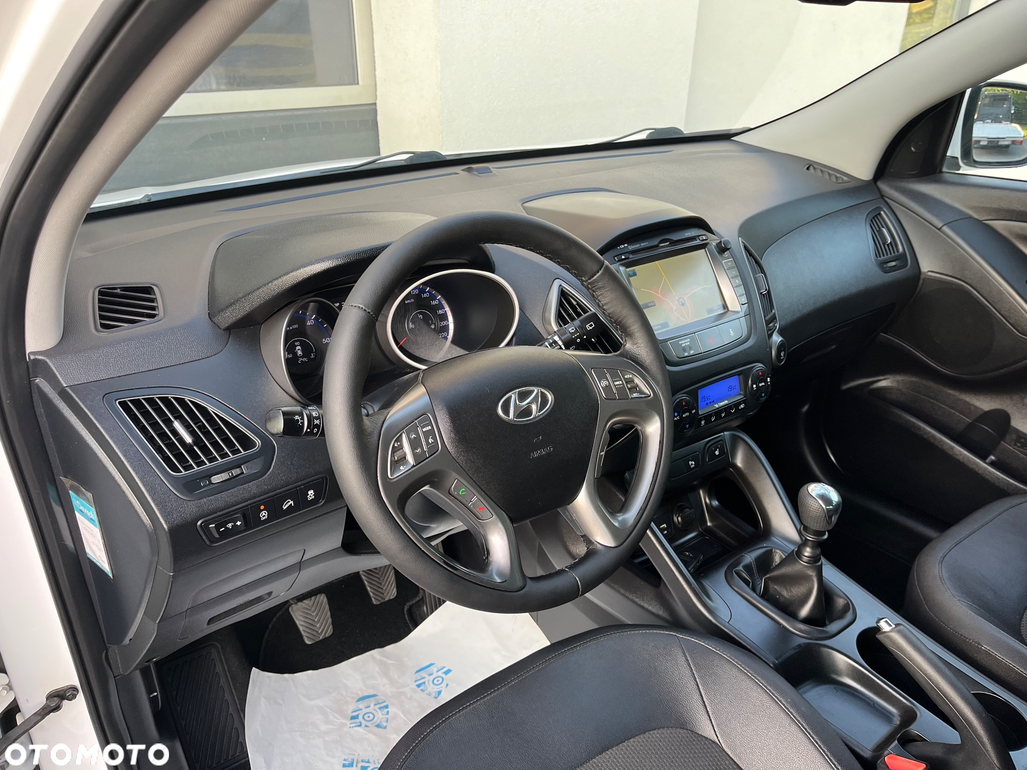 Hyundai ix35 1.7 CRDi 2WD blue Style - 12