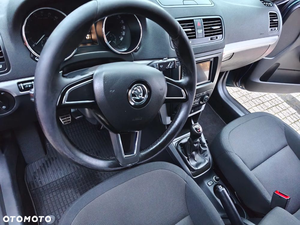 Skoda Yeti Outdoor 2.0 TDI 4x4 Elegance - 16