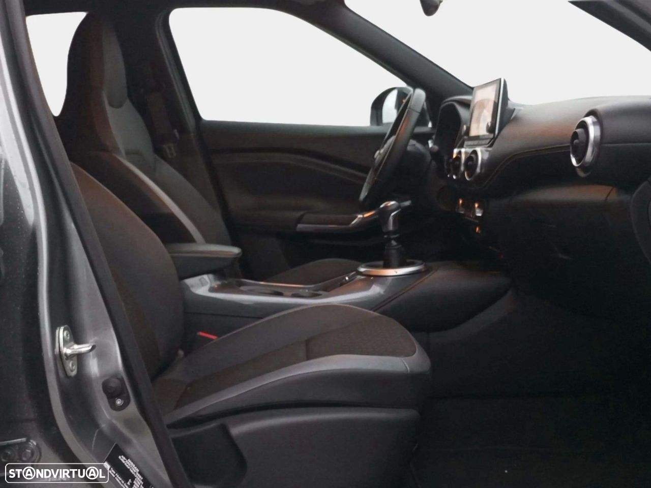 Nissan Juke 1.0 DIG-T N-Connecta - 11