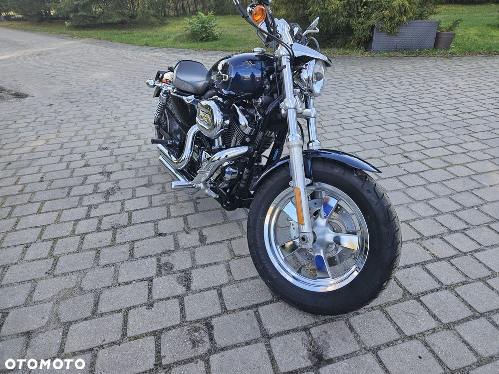 Harley-Davidson Sportster Custom 1200C - 6