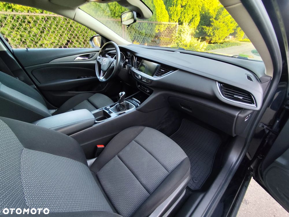Opel Insignia - 10