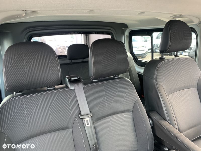 Renault Trafic L2H1 6cio osobowy Brygadowy DOKA Homologacja cięż. N1 FVAT23 Duża Ładowność 972kg - 29