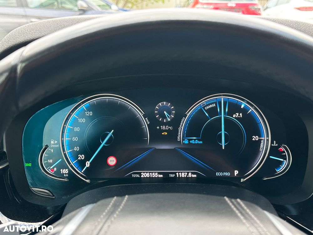 BMW Seria 5 520d Aut. - 19