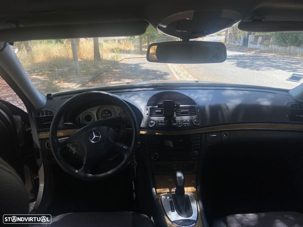 Mercedes-Benz E 200 K Avantgarde Aut. - 7