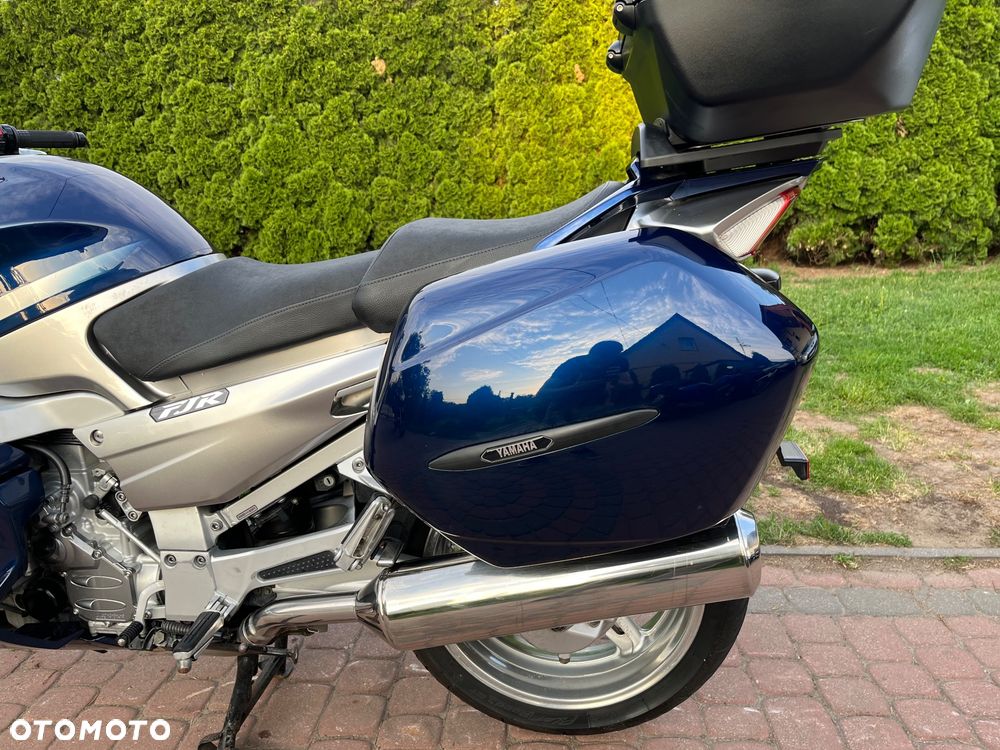 Yamaha FJR - 23