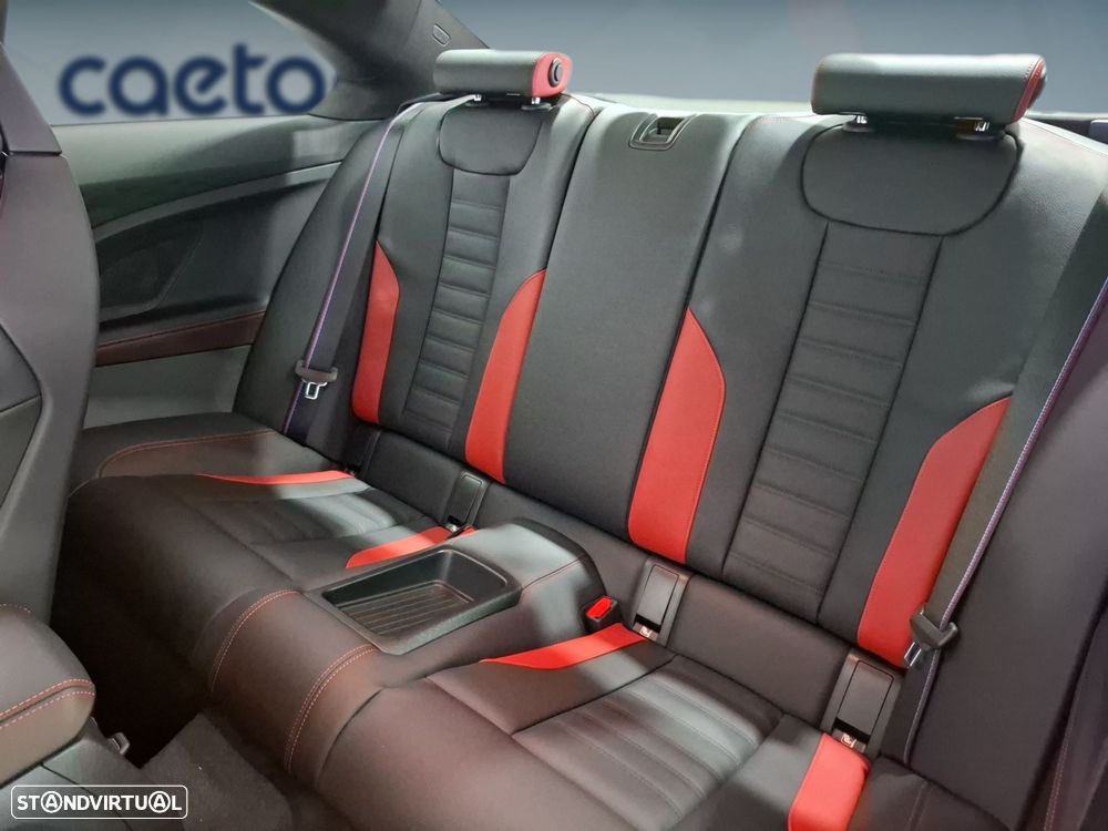 BMW M2 Auto - 10