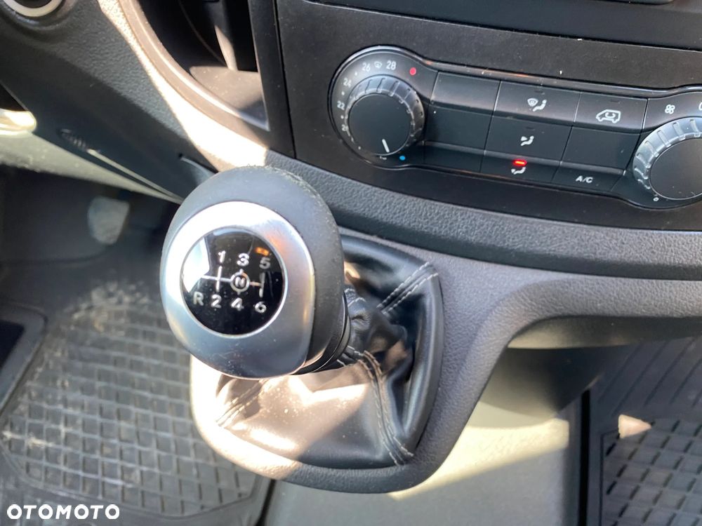 Mercedes-Benz Vito - 13