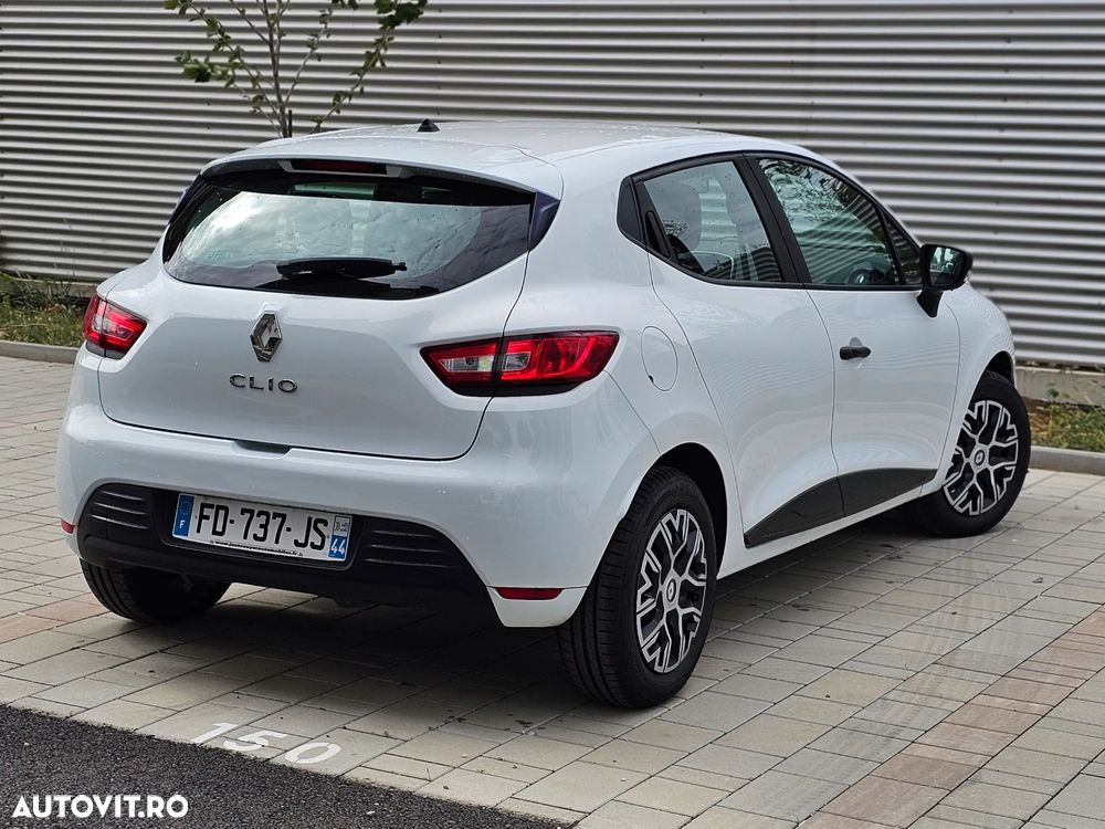 Renault Clio - 16