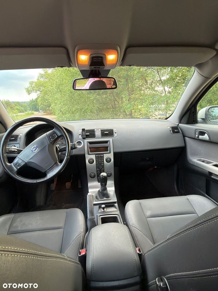 Volvo S40 2.0D - 9