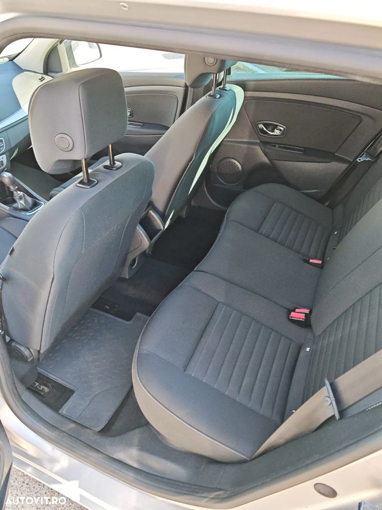 Renault Megane dCi 110 FAP LIMITED - 9