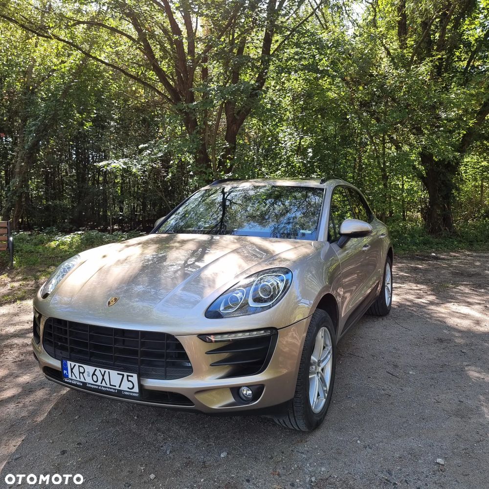 Porsche Macan - 1