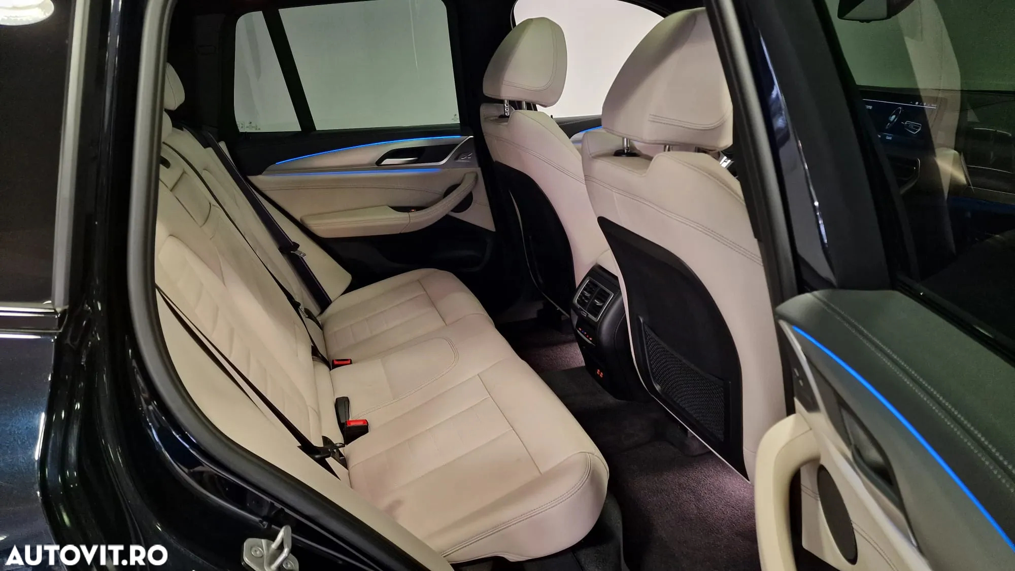 BMW iX3 Standard - 11