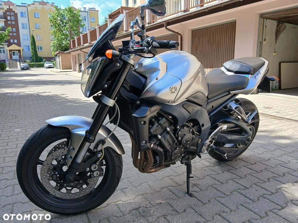 Yamaha FZ - 3