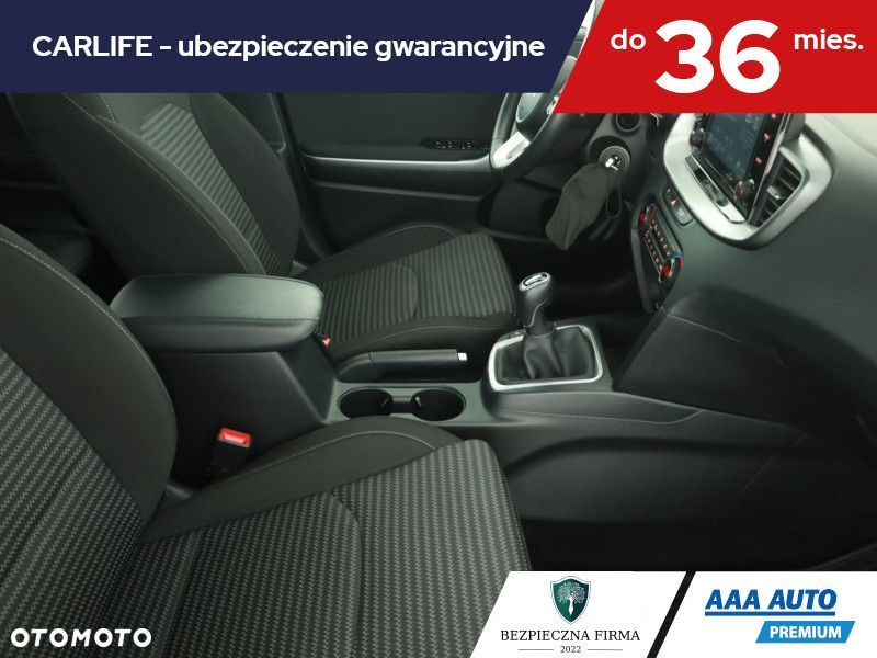 Kia Ceed - 9