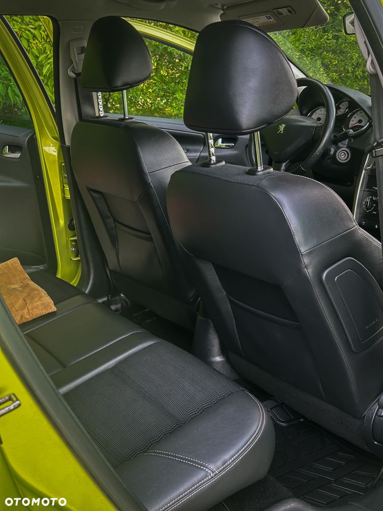 Peugeot 207 120 Sport - 10