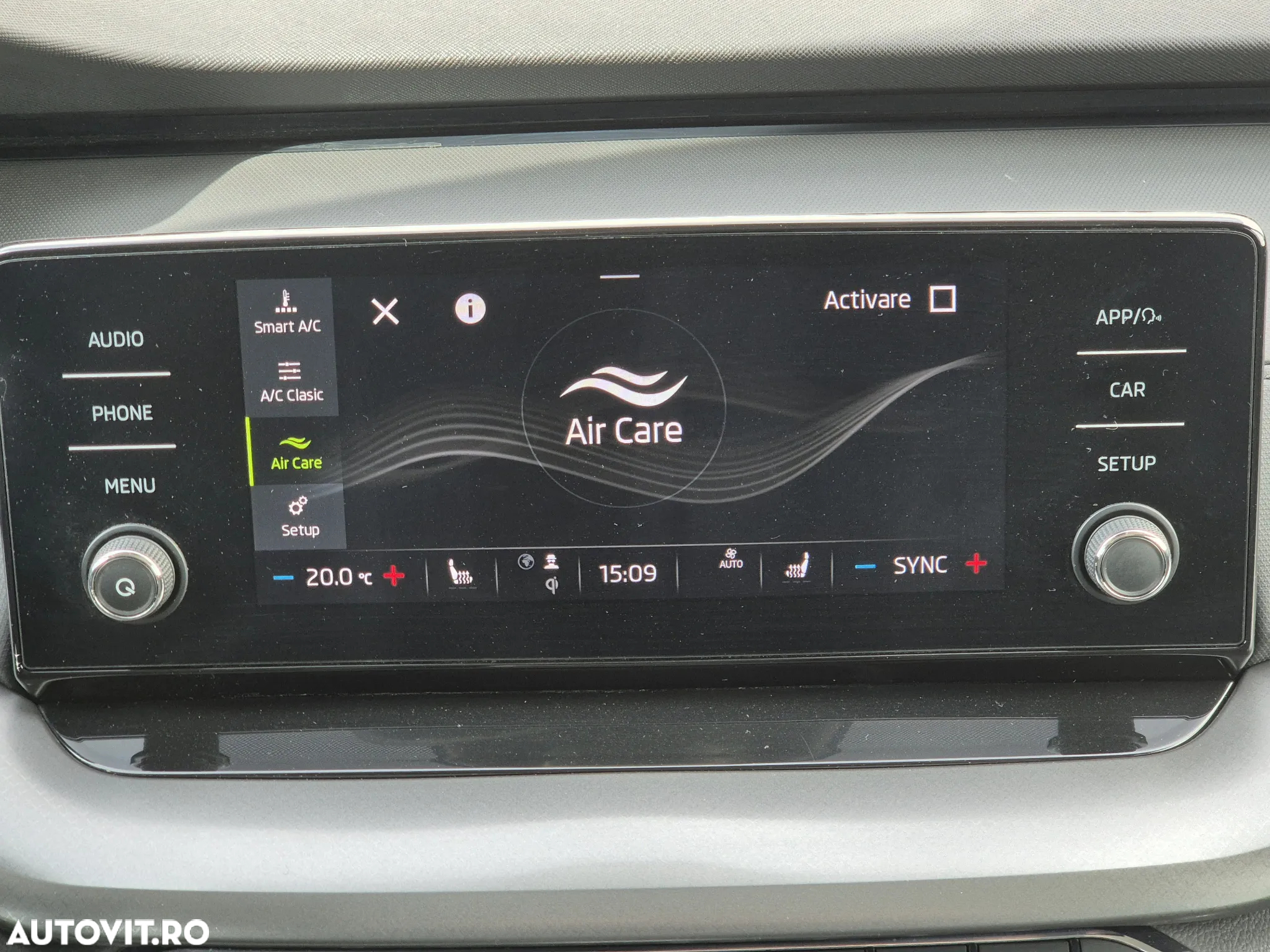 Skoda Octavia 2.0 TDI DSG Ambition - 26