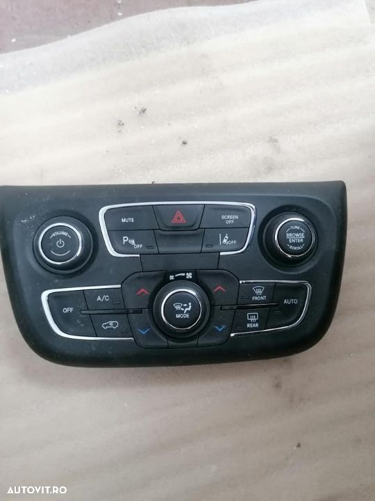 Panou central comenzi clima + avarie jeep compass 2016-2021 cod 60928135, p6tm19dx9ab