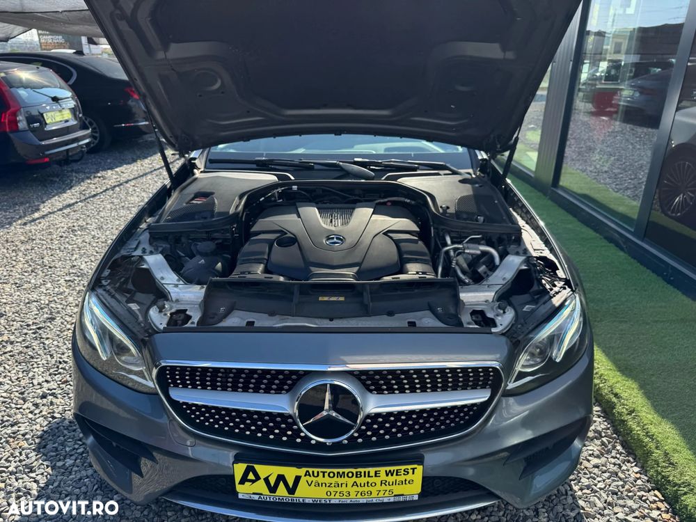 Mercedes-Benz E 400 4Matic Cabrio 9G-TRONIC AMG Line - 35
