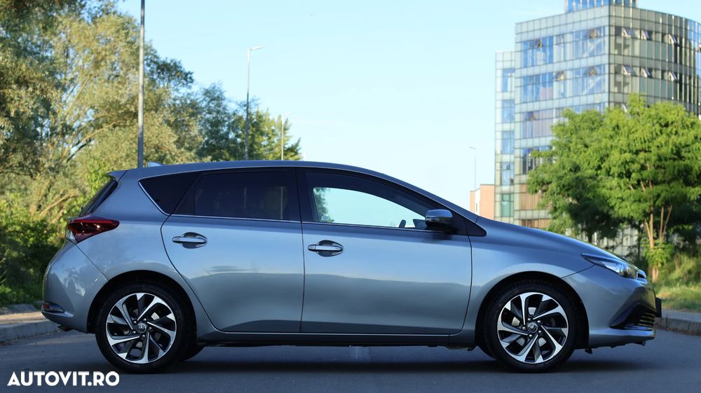 Toyota Auris - 31