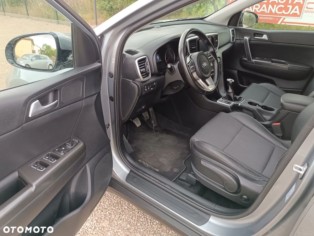 Kia Sportage 1.6 GDI 2WD DREAM-TEAM EDITION - 19