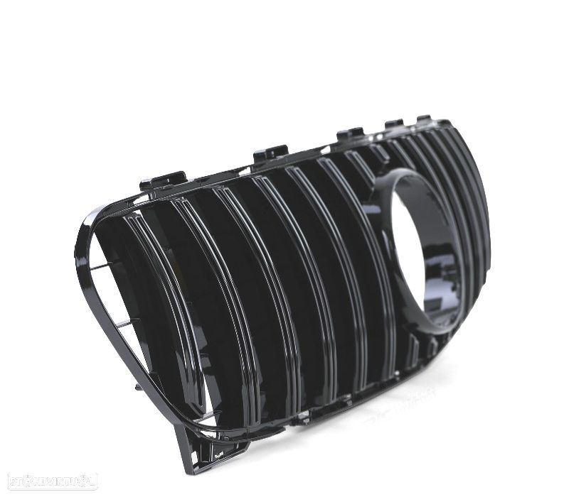 GRELHA FRONTAL MERCEDES GLA X156 17-20 LOOK AMG PRETO BRILHANTE - 4