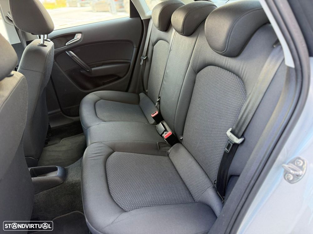 Audi A1 Sportback 1.6 TDI S-line - 12