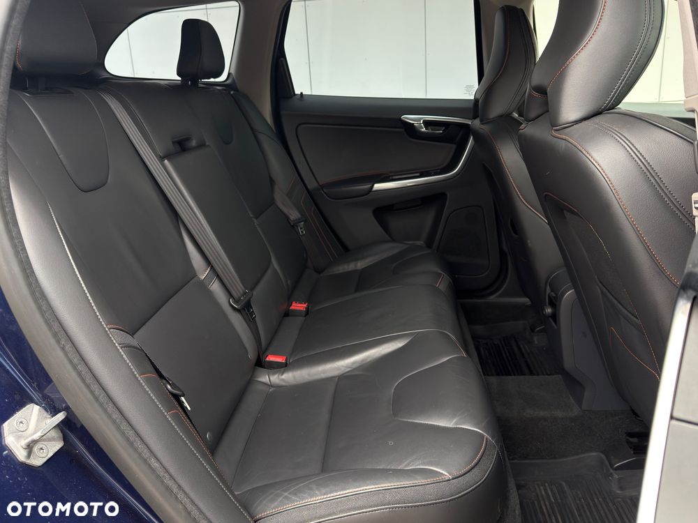 Volvo XC 60 D3 Ocean Race - 16