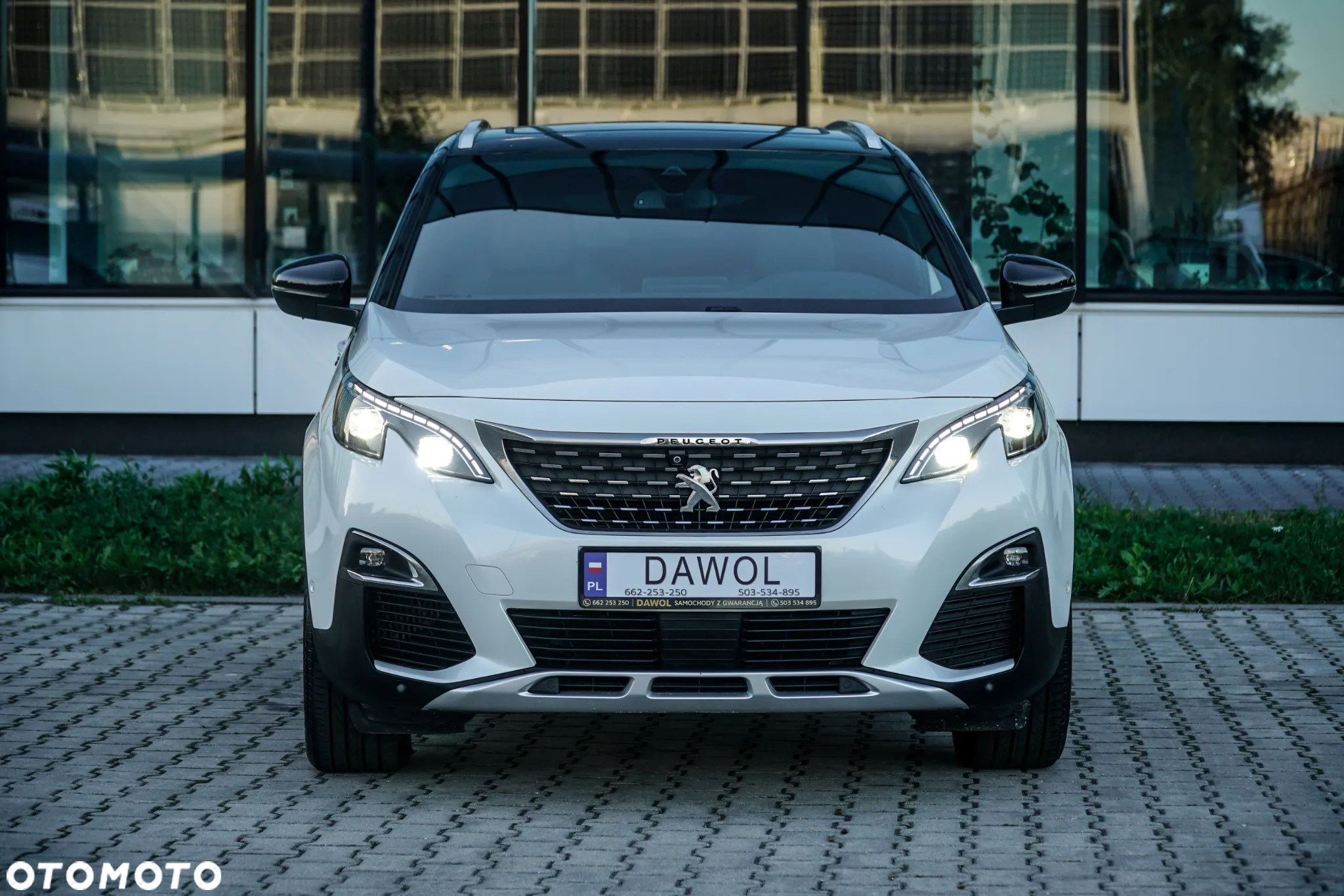 Peugeot 3008 1.6 BlueHDi Active S&S EAT6 - 4