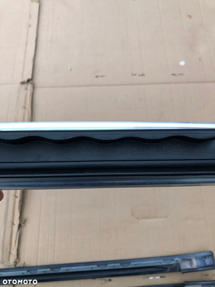 LISTWA SZYBY LEWA PRAWA RELINGI BMW F11 416 CARBONSCHWARZ - 12