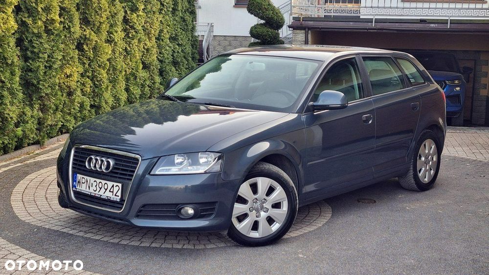 Audi A3 Sportback - 2