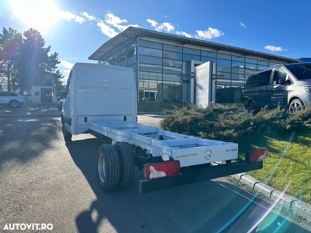 Mercedes-Benz Sprinter 517 CDI CD L2 170 CP RWD 9AT - 5