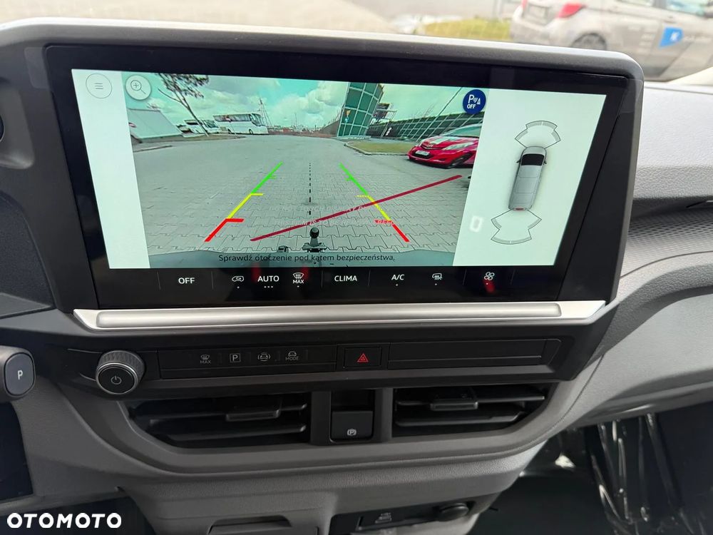 Volkswagen Transporter T7 - 24