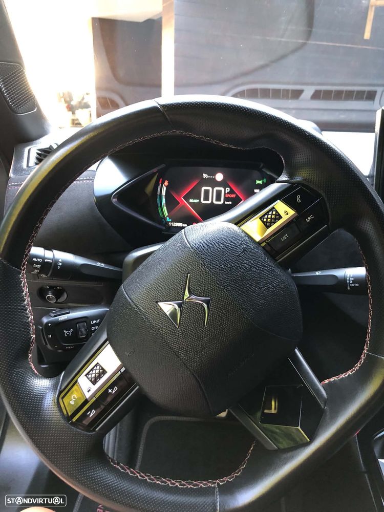 DS DS3 Crossback E-TENSE PERFORMANCE LINE + - 23