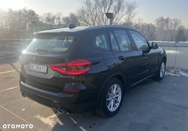 BMW X3 xDrive20d Business Edition - 10