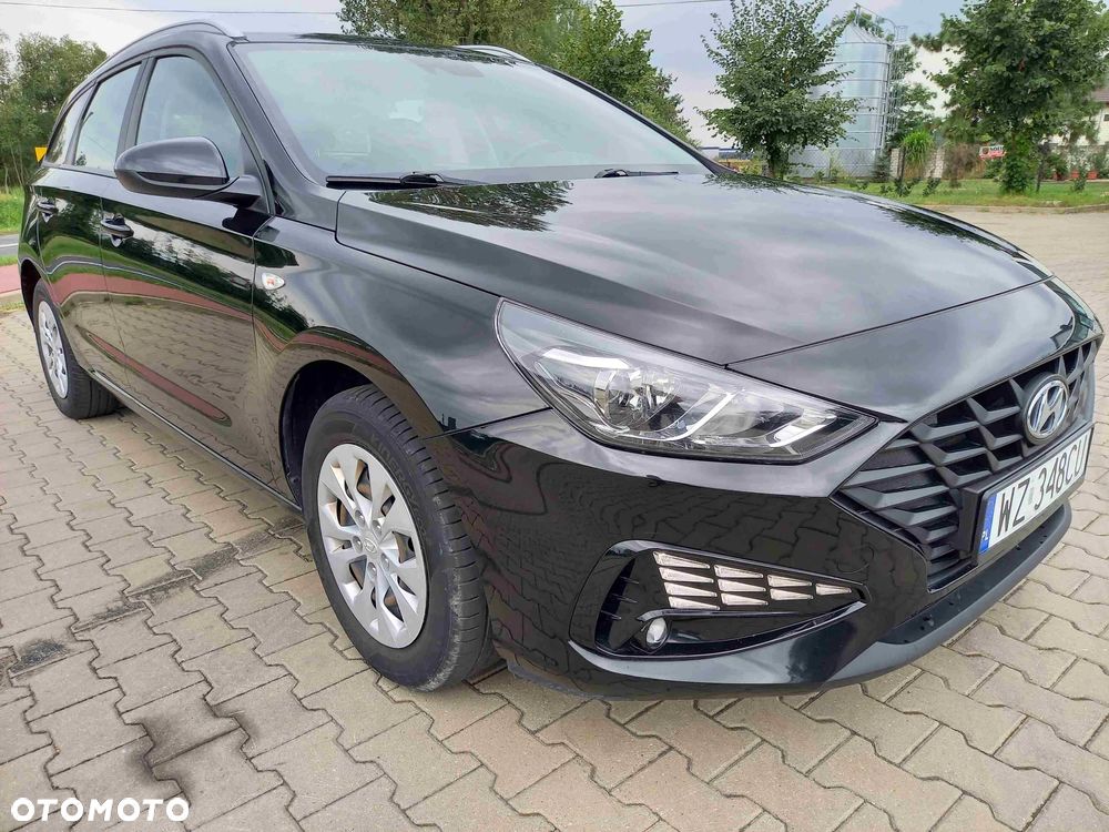 Hyundai i30 1.5 DPI Classic + - 11