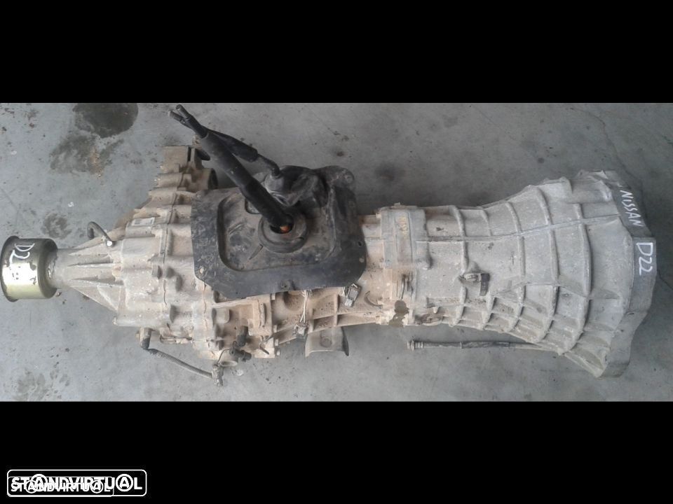 Caixa de Velocidades Nissan Navara D22 4x4 - 1