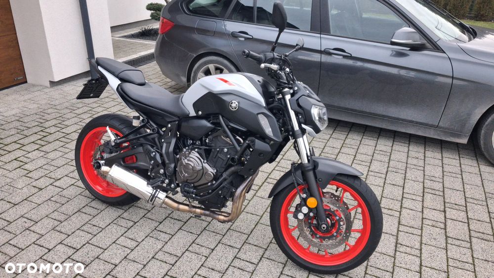 Yamaha MT - 2