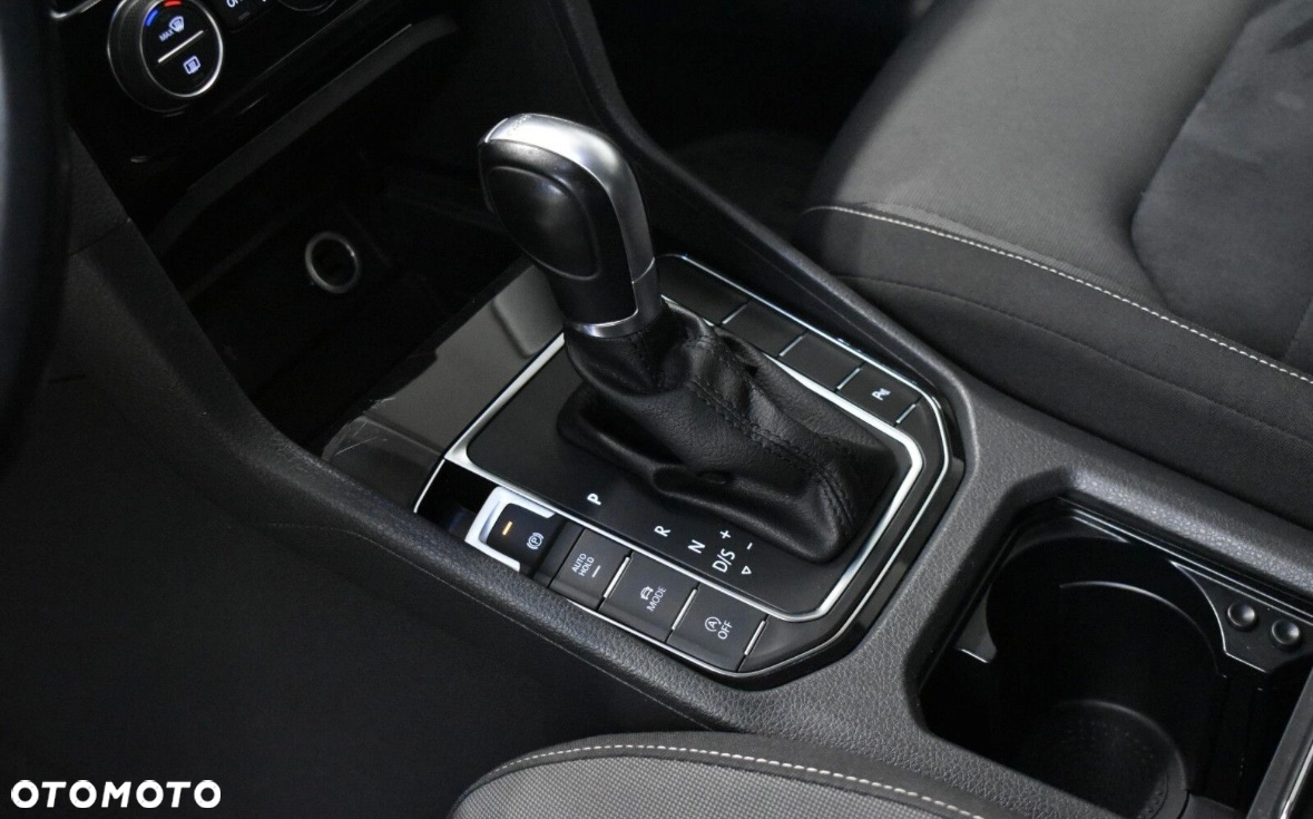 Volkswagen Golf Sportsvan VII SV 1.4 TSI BMT Highline DSG - 4