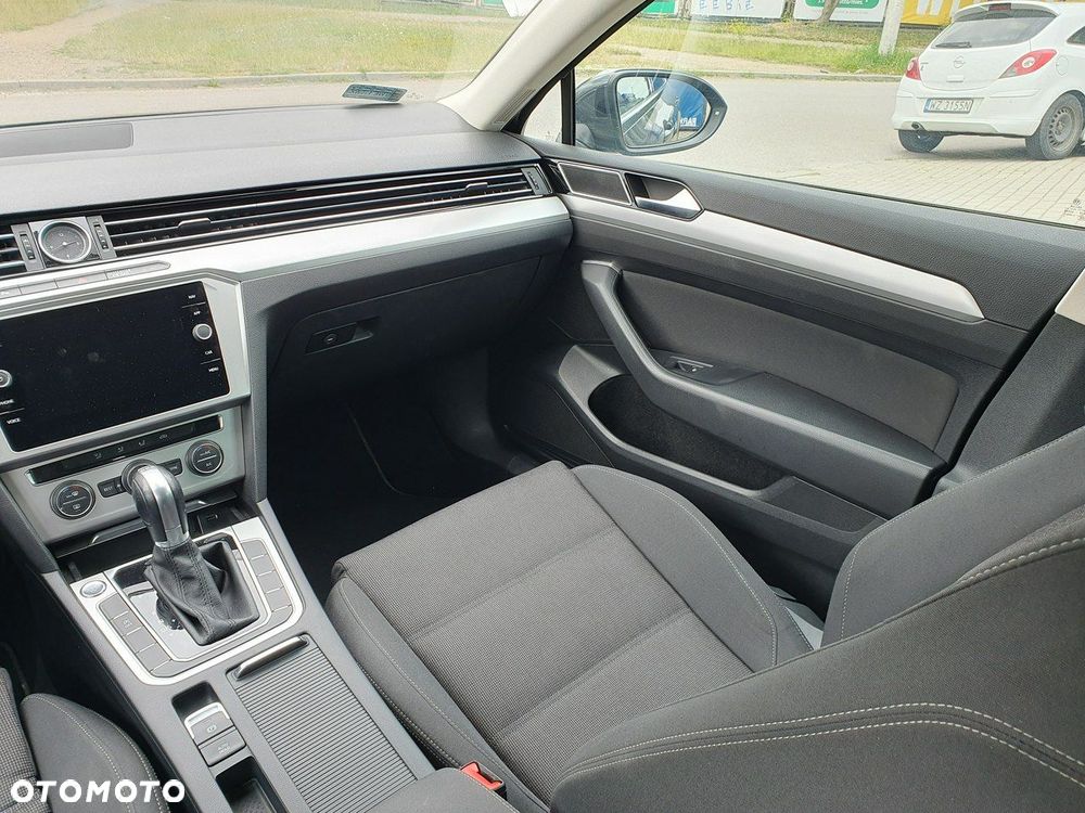 Volkswagen Passat 1.5 TSI EVO Comfortline DSG - 12