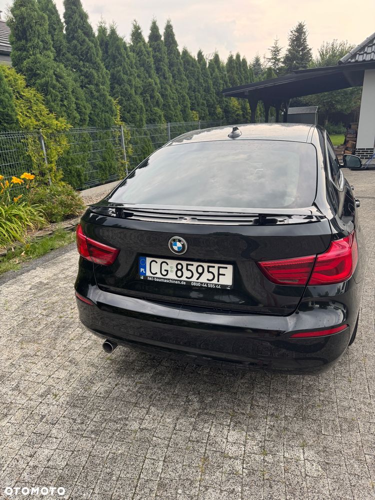 BMW Seria 3 318d Edition M Sport Shadow - 5