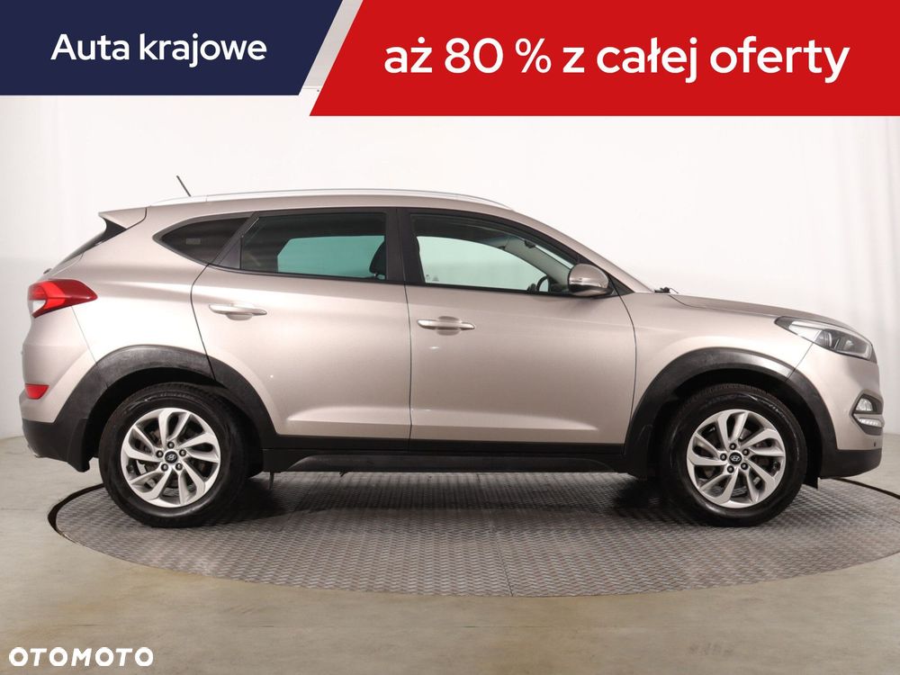 Hyundai Tucson - 8