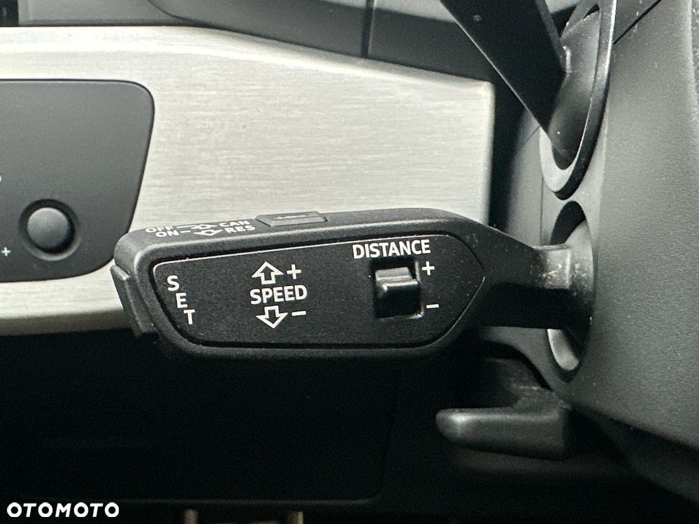 Audi A4 Avant 2.0 TDI S tronic quattro sport - 32