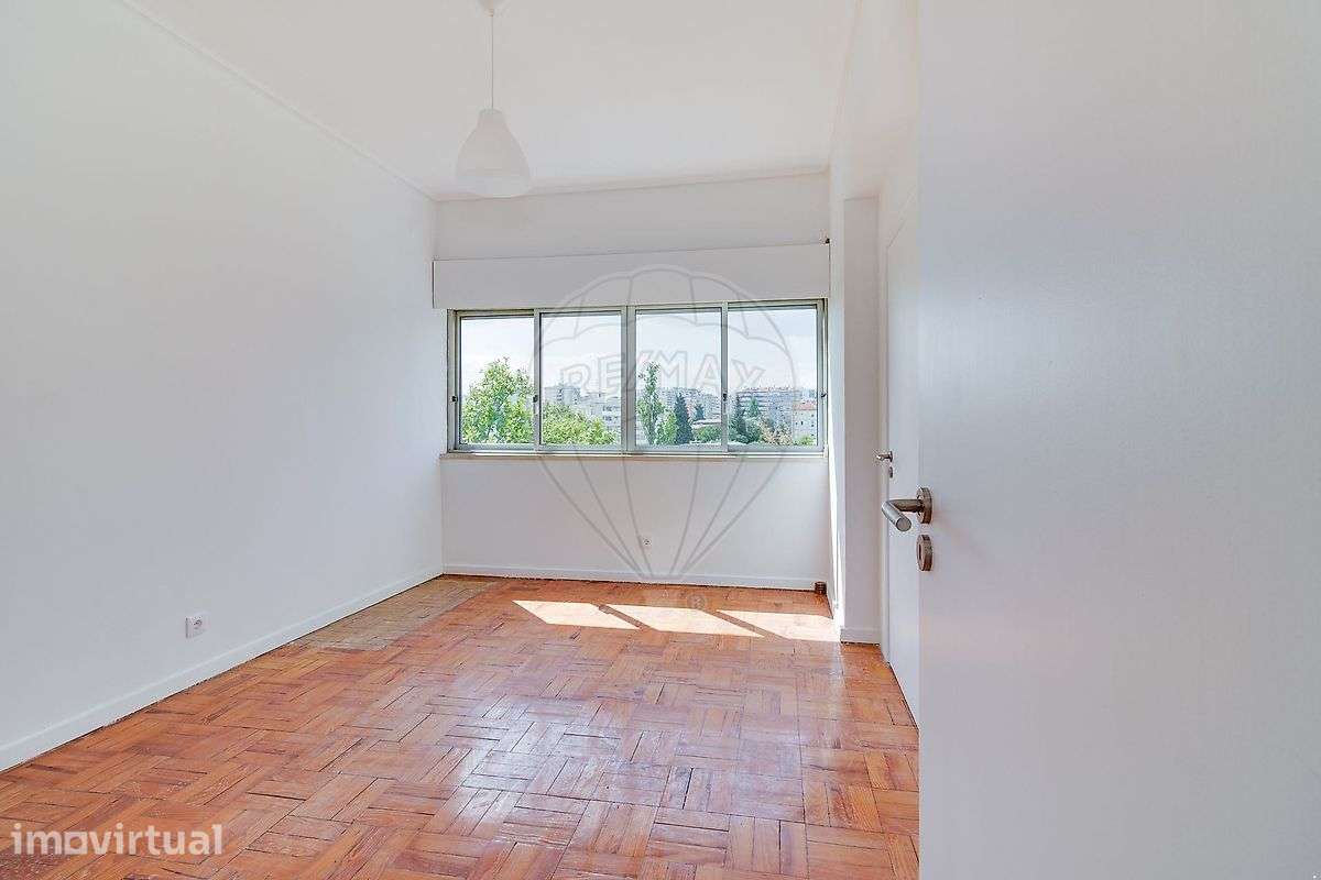 Apartamento T5 para arrendamento - Grande imagem: 3/39